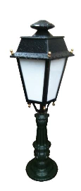 Lampadaire en fonte